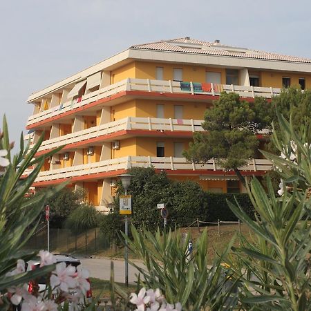 Condominio Carina Bibione Luaran gambar